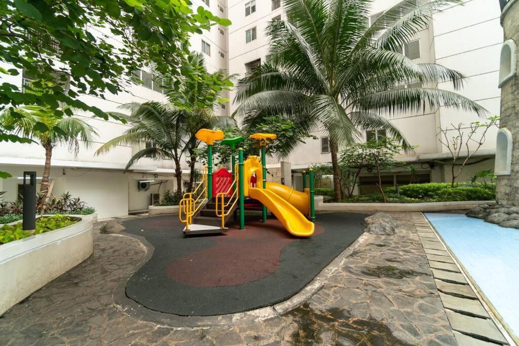Premium 2br @ Bassura East Apartment